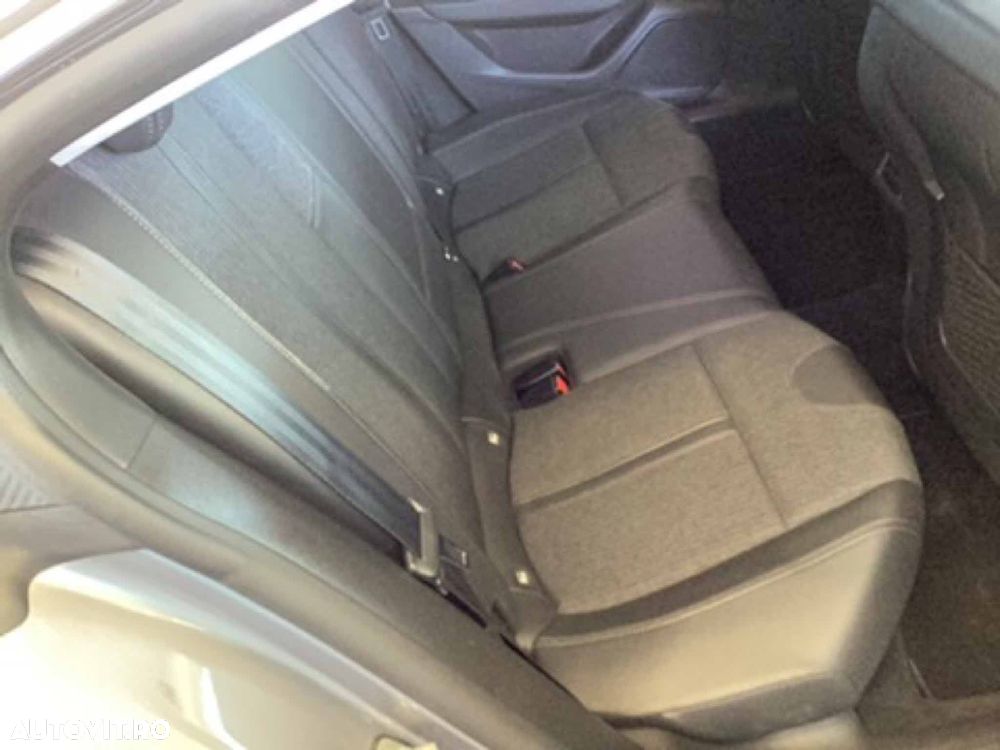 Peugeot 508 BlueHDi 130 EAT8 Allure - 6