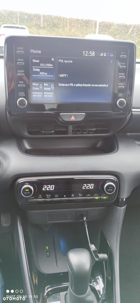 Toyota Yaris 1.5 Premiere Edition CVT - 17