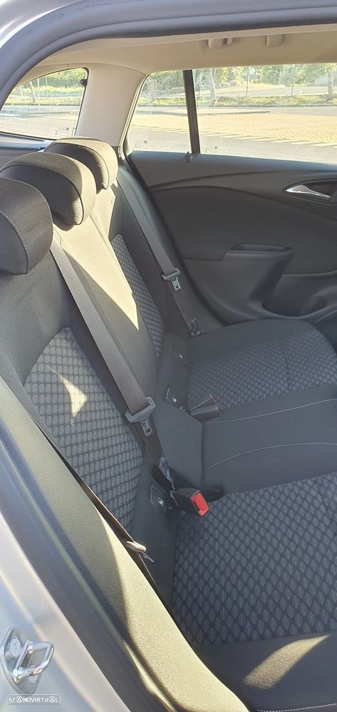 Opel Astra Sports Tourer 1.0 Edition S/S - 25