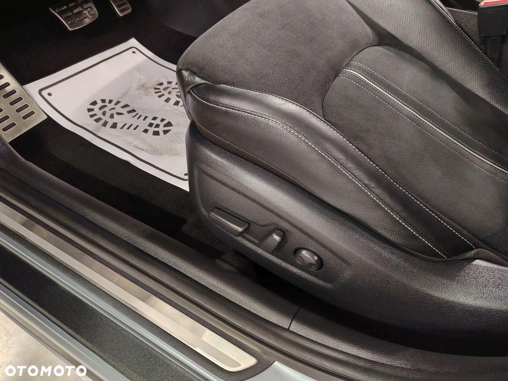 Kia Ceed 1.5 T-GDI DCT7 OPF GT Line - 28