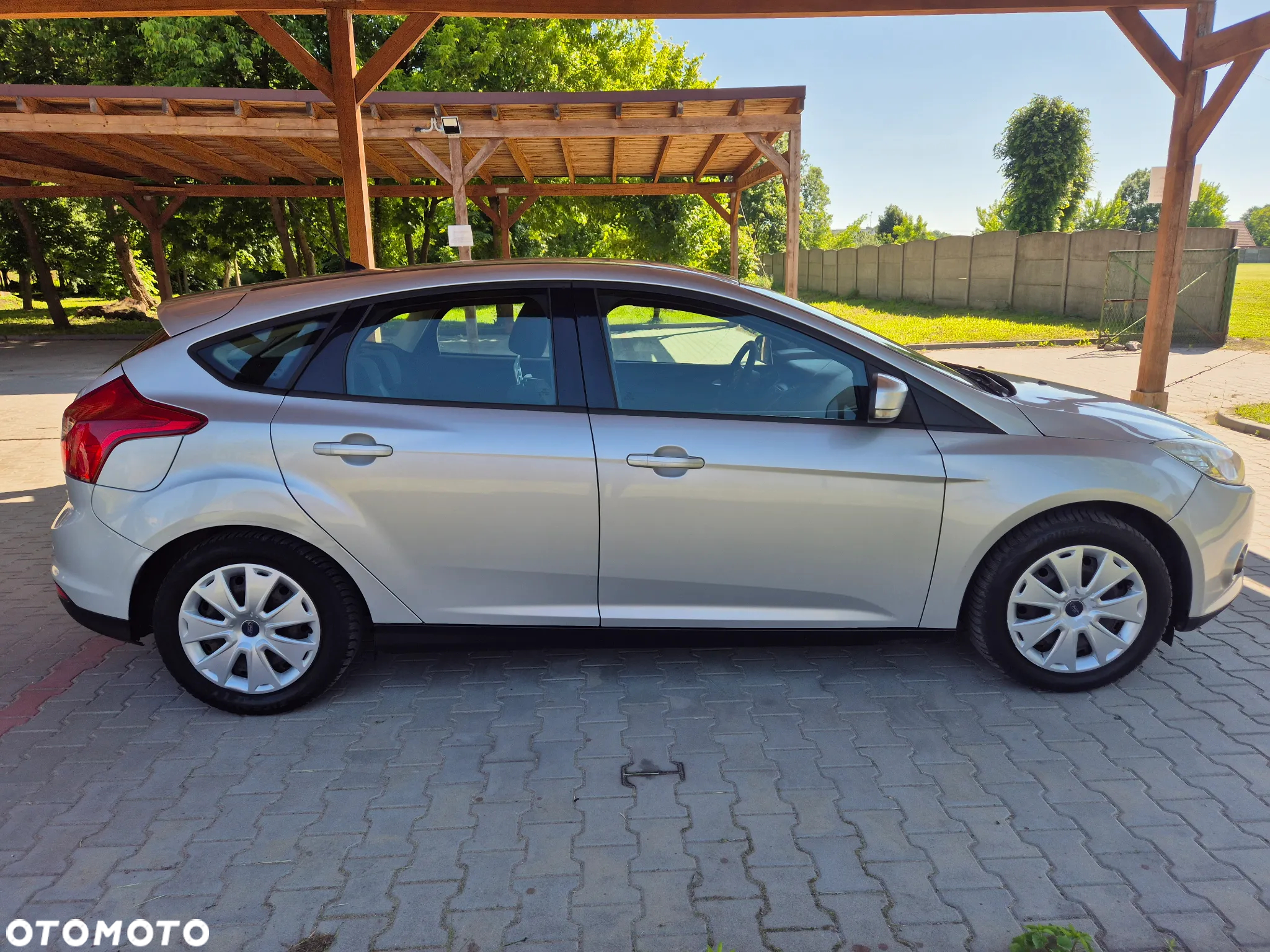 Ford Focus 1.6 Edition - 8
