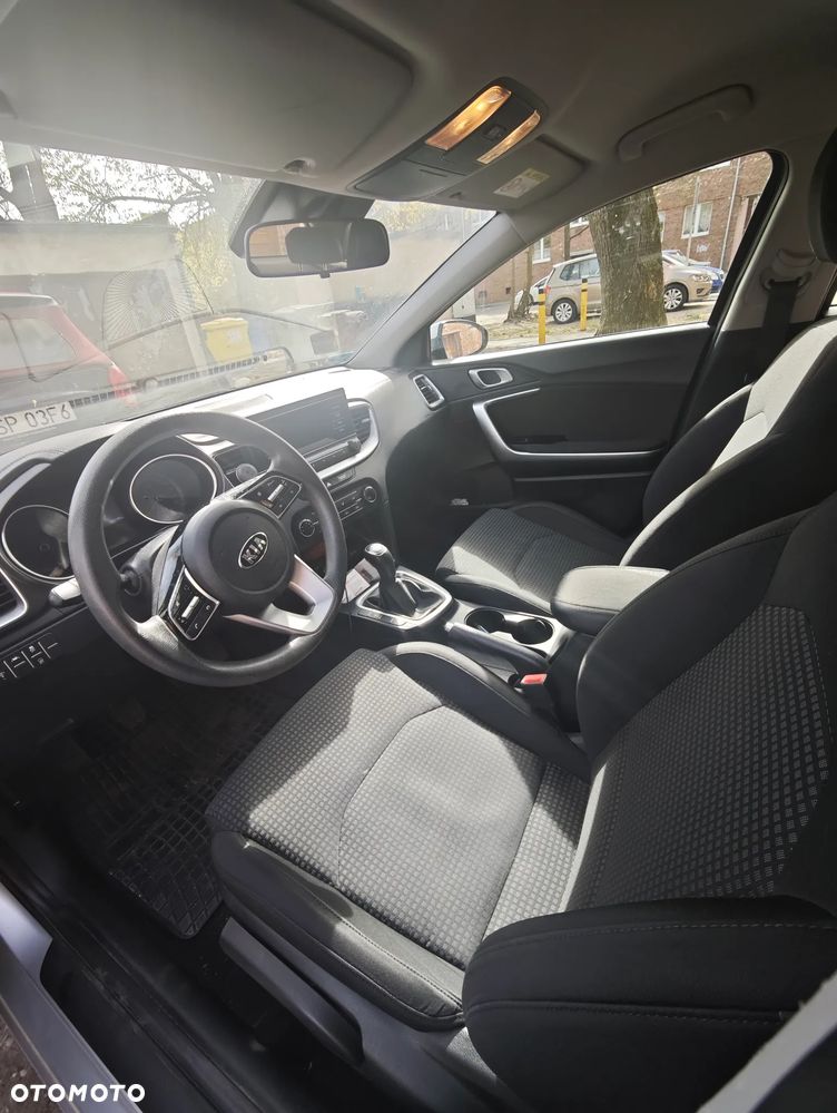 Kia Ceed 1.6 CRDi SCR S - 6