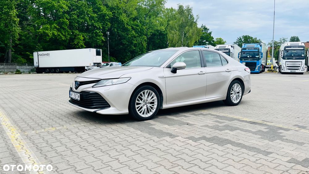 Toyota Camry 2.5 Hybrid Comfort CVT - 16