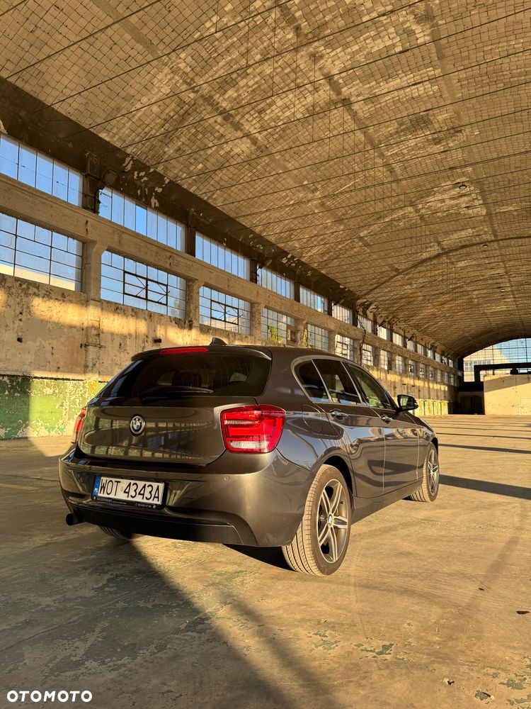 BMW Seria 1 116i Sport Line - 8