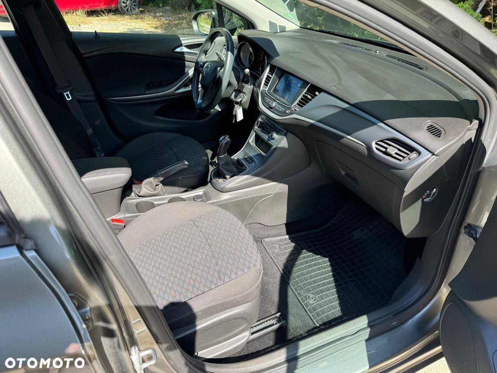 Opel Astra 1.2 T Edition S&S - 15