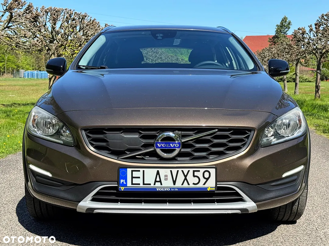 Volvo V60 Cross Country D4 AWD Geartronic Summum - 5