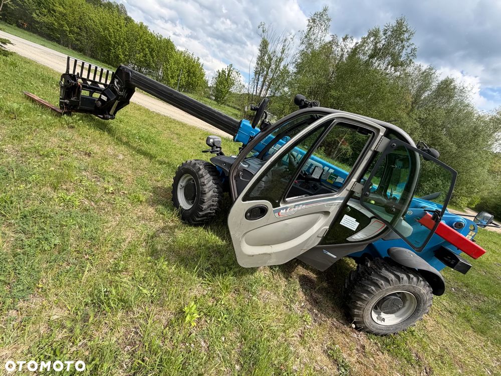 Manitou MT625H. Wersja COMFORT lepsza od Easy!! Ładowarka Teleskopowa 6 metrów Wysuw. Udźwig 2,5tony. Jak Nowa z Salonu. Pochodzi z Gospodarstwa Norweskiego! 2017rok. przebieg tylko 3200mtg. Silnik Kubota 4cyl. Mocny 80 Km. ZERO ZUŻYCIA ORYGINAŁ. Bez luzów i wycieków. Aktualna DEKRA BMWT. Mała Gabarytowo a Bardzo wydajna maszyna. Opony Nowe! Szybka wolna jazda. 3tryby skrętu! Zadbany sprzęt. Okazja - 38