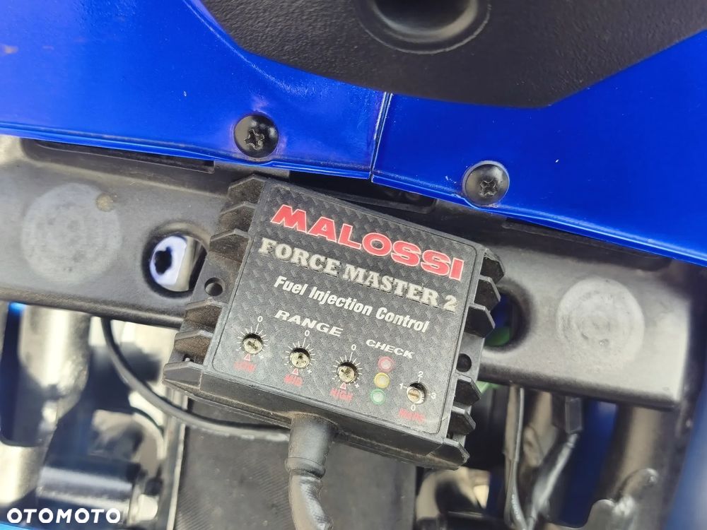 Yamaha YZF - 18