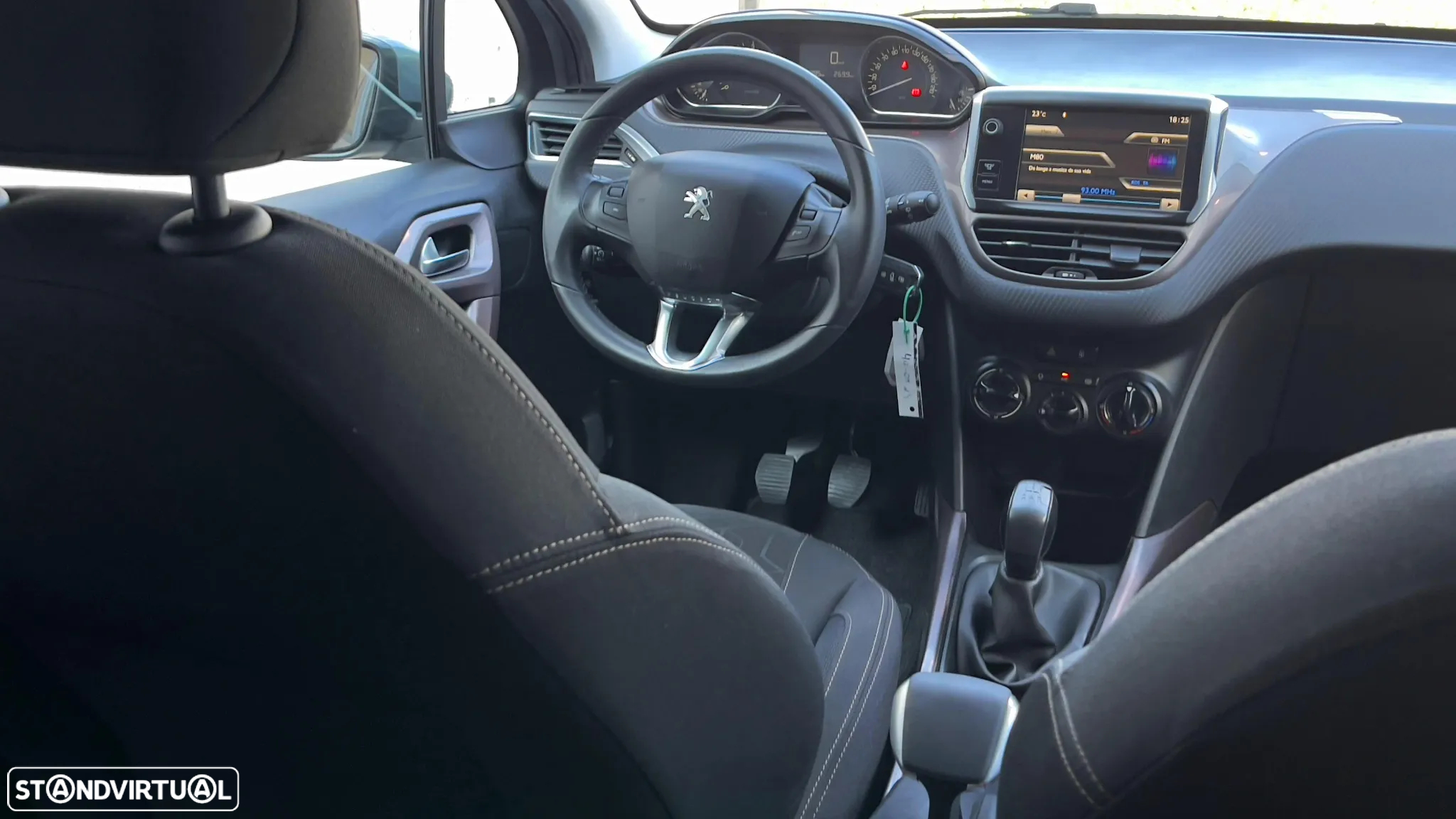 Peugeot 2008 1.4 HDi Allure - 32