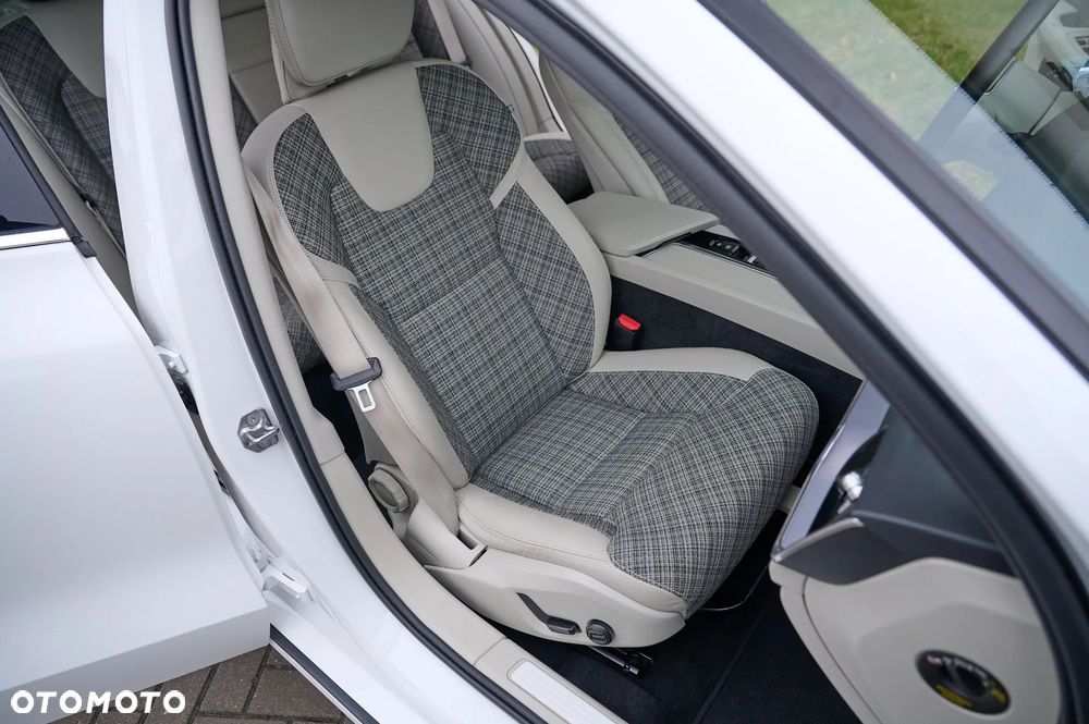 Volvo V60 - 30