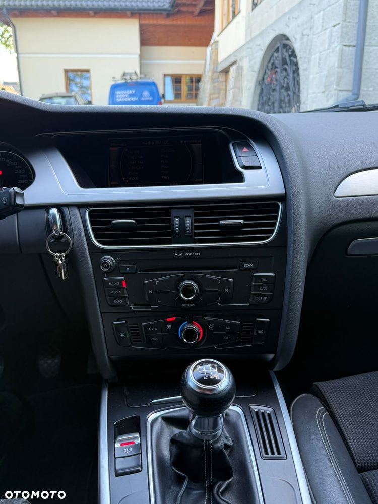 Audi A4 Limousine 2.0 TDI Quattro - 8