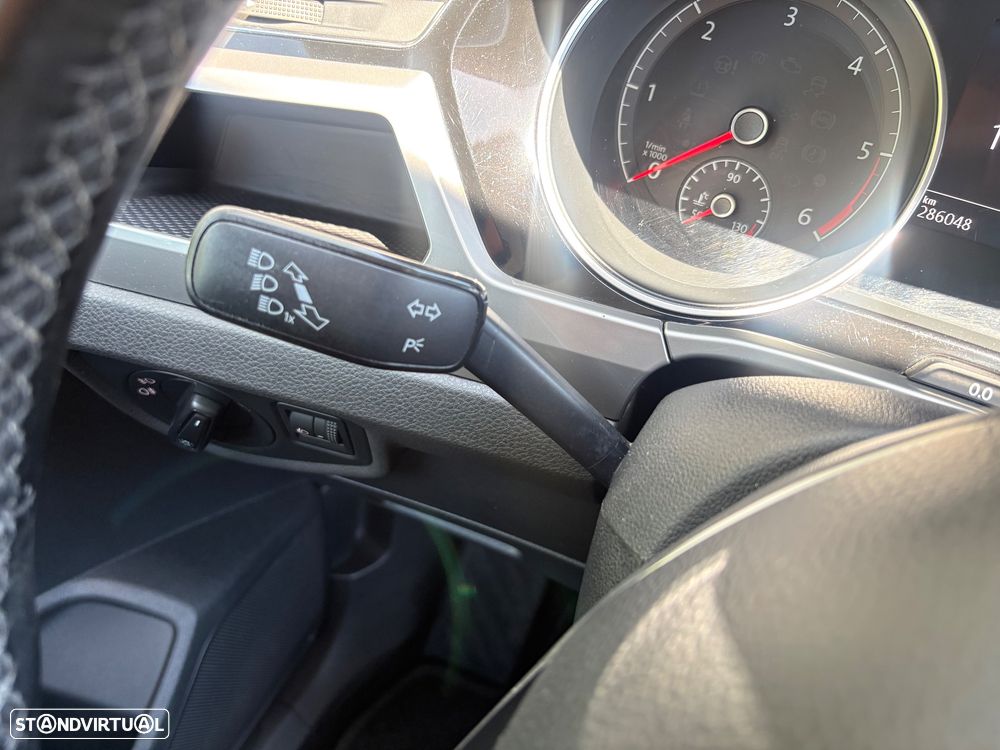 VW Touran 1.6 TDI SCR Join - 14