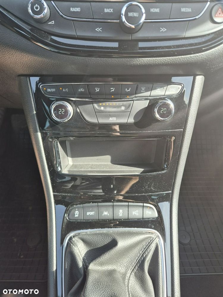 Opel Astra 1.4 T Dynamic S&S - 13
