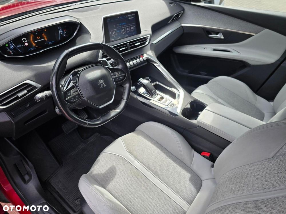 Peugeot 3008 1.2 PureTech Allure Pack S&S EAT8 - 11