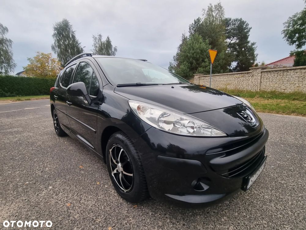 Peugeot 207 1.4 16V Presence - 11