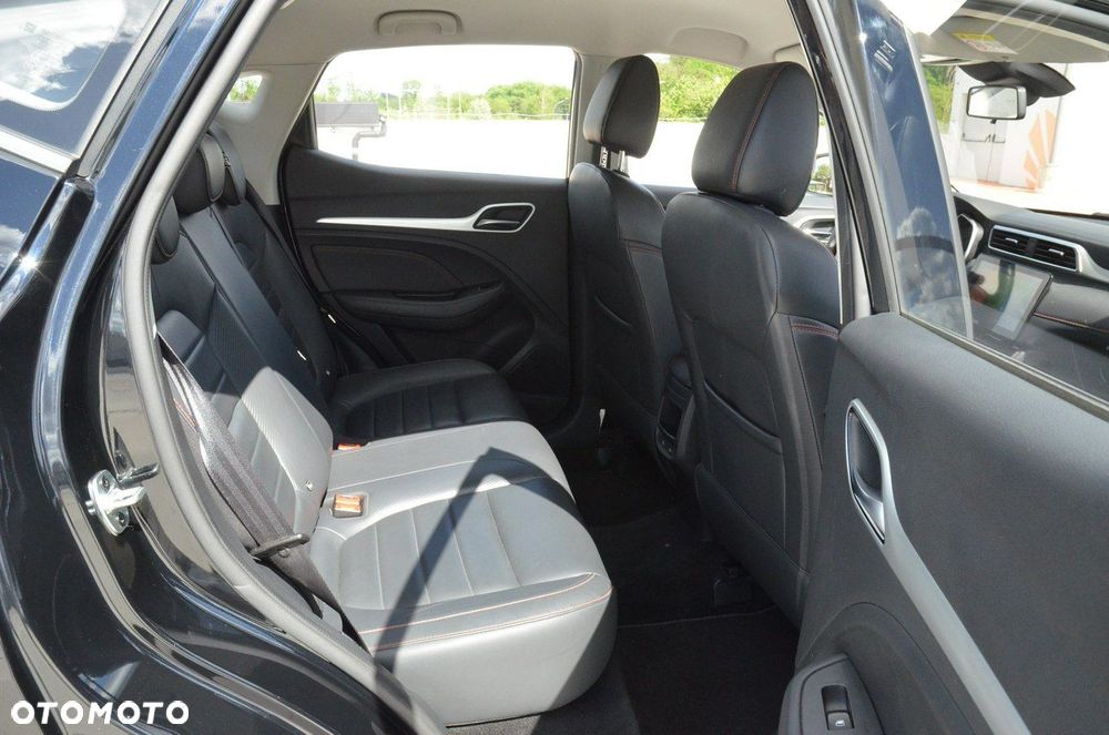 MG ZS 1.5 VTi-Tech Exclusive - 32
