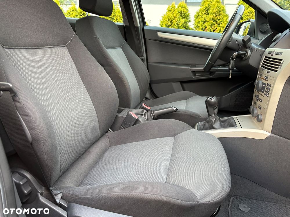 Opel Astra - 11