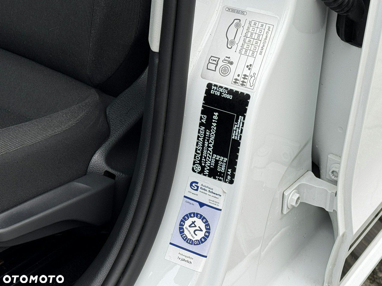 Volkswagen up! - 17