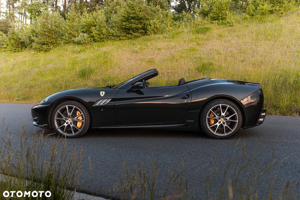 Ferrari California F1 DCT - 6