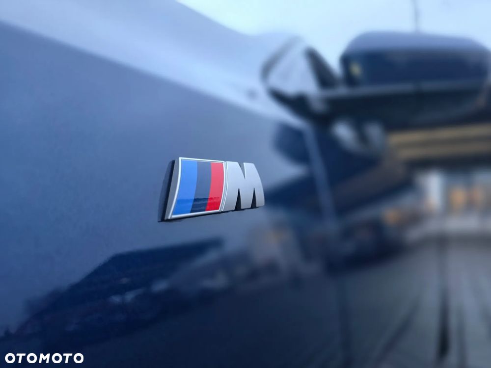 BMW Seria 5 520d xDrive - 12