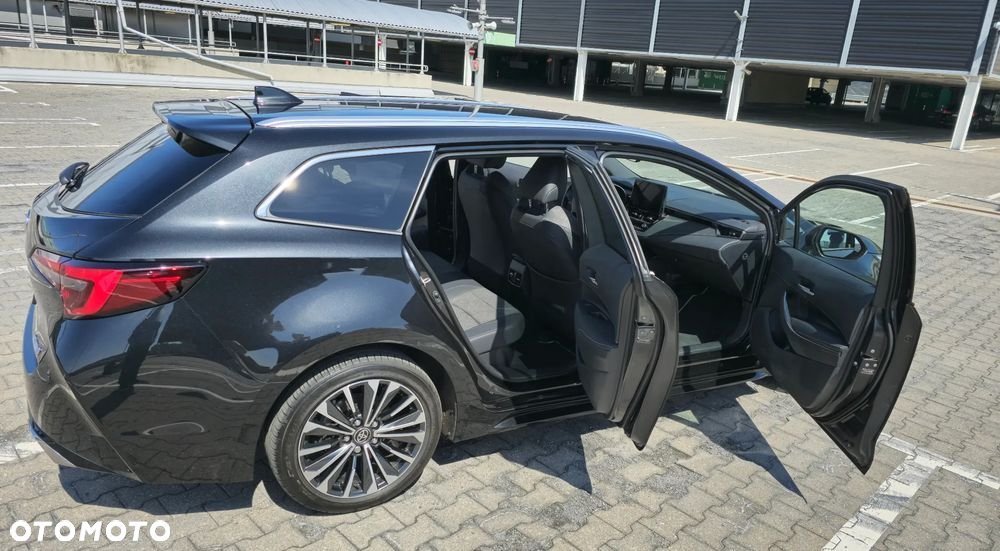 Toyota Corolla 1.8 Hybrid Style - 19