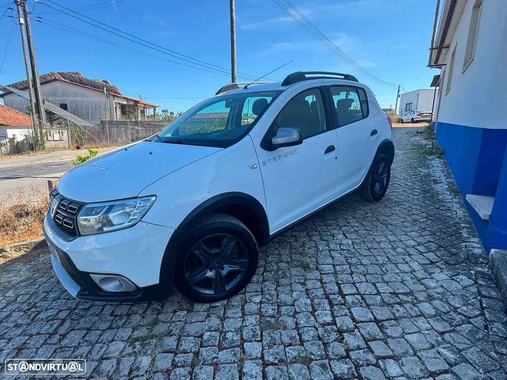 Dacia Sandero 0.9 TCe SL Stepway of Life Bi-Fuel - 1