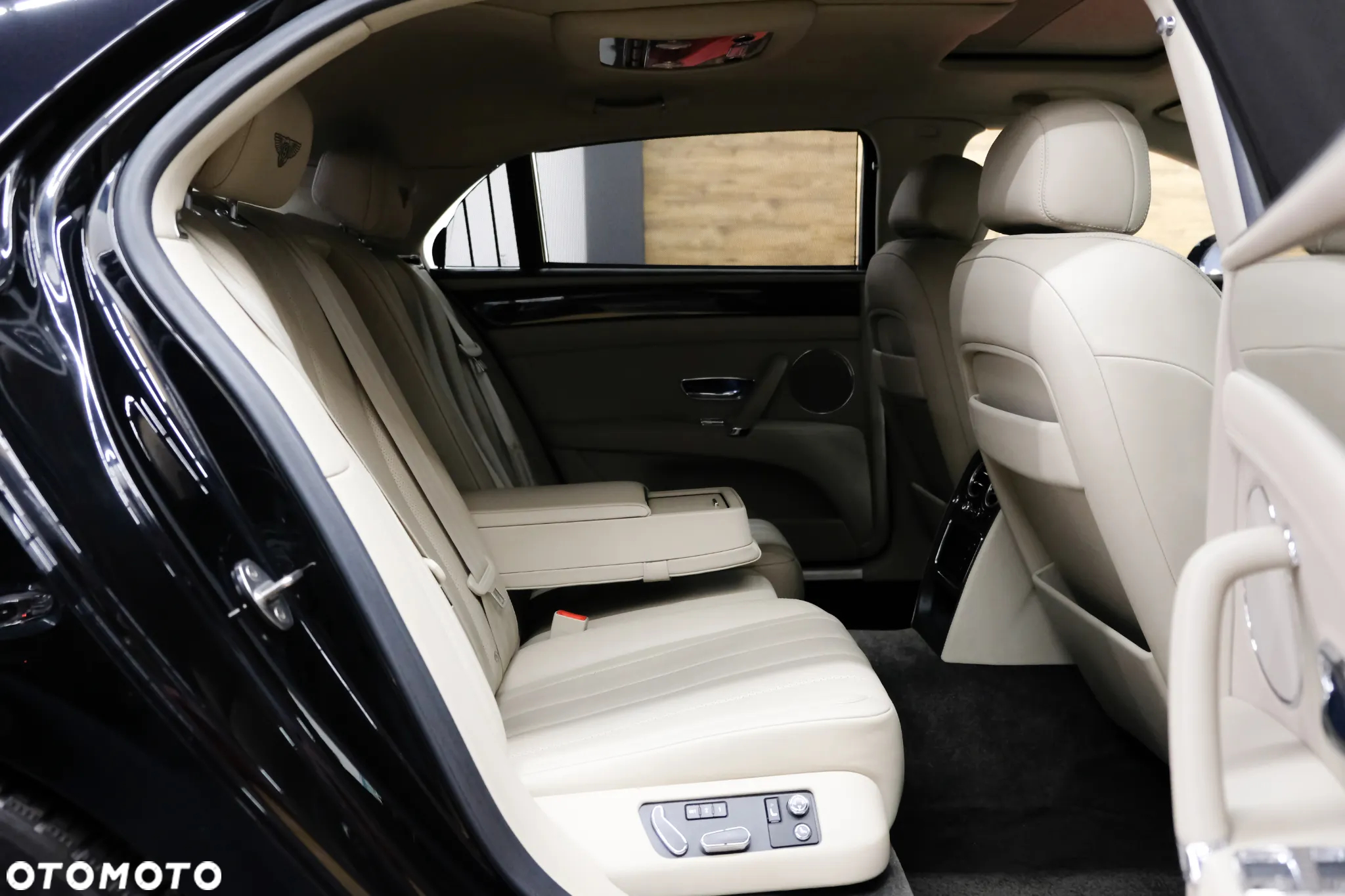 Bentley Flying Spur GTC W12 - 17