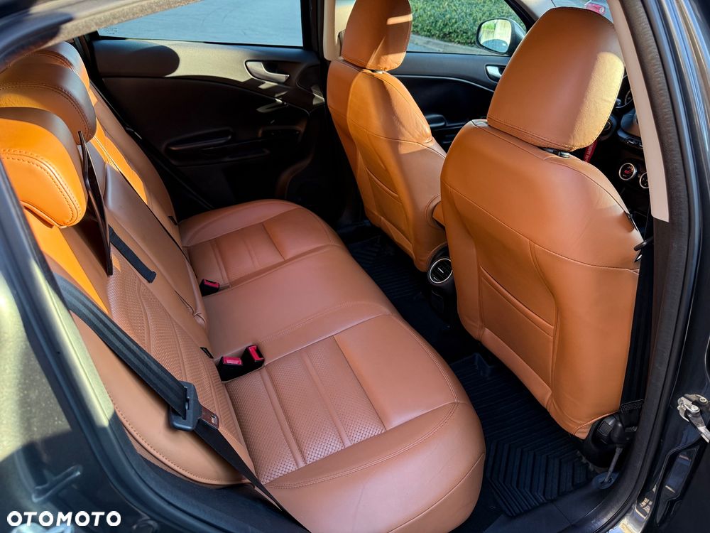 Alfa Romeo Giulietta 1.4 TB MultiAir Distinctive - 16