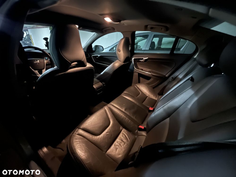 Volvo S60 - 7