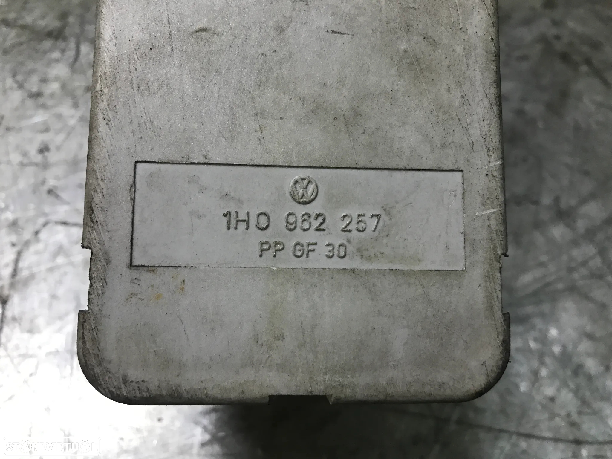 MOTOR / BOMBA VACUO FECHO CENTRAL VOLKSWAGEN POLO / GOLF III 6N0962257 1H0962257A 1H0962257 1H0962257J - 9
