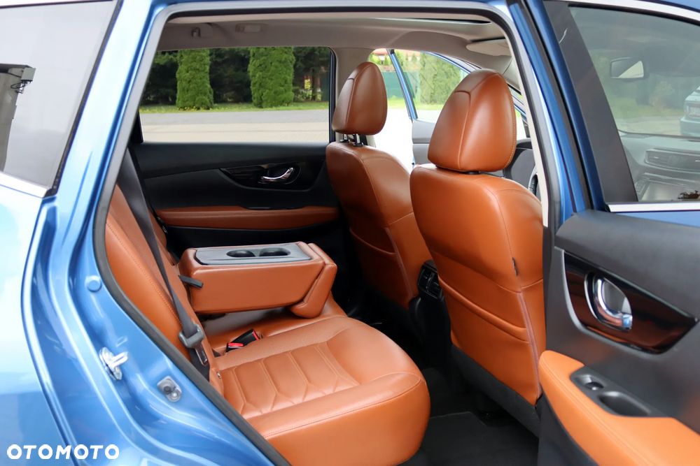 Nissan X-Trail 2.0 dCi ALL-MODE 4x4i Xtronic Tekna - 19