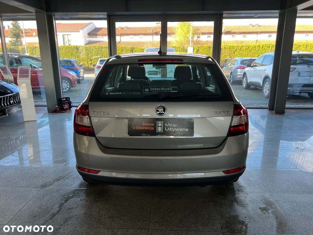 Skoda RAPID 1.0 TSI Ambition - 12