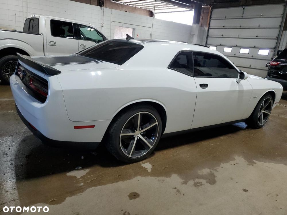 Dodge Challenger 5.7 R/T Shaker - 6