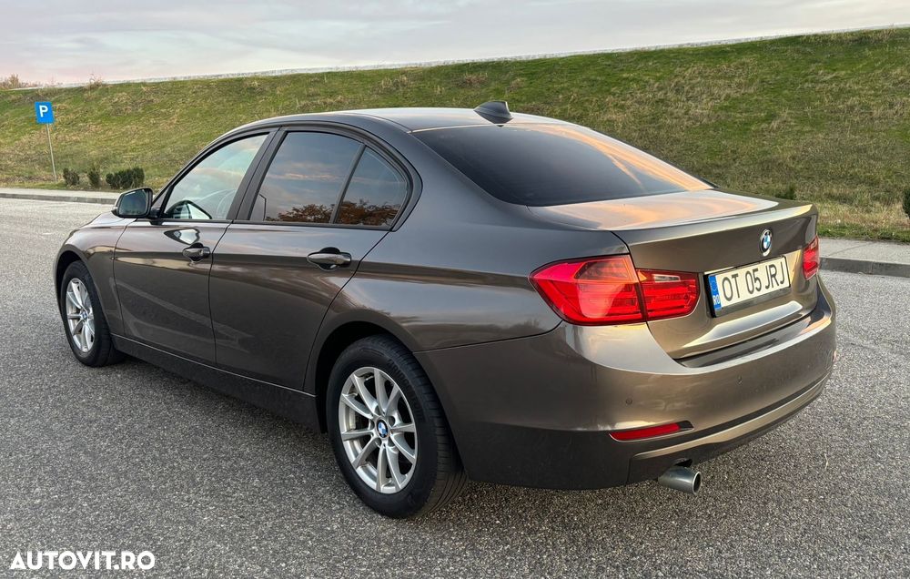 BMW Seria 3 318d Aut. - 4
