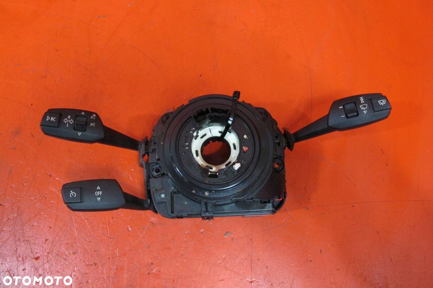 BMW 1 I E87 E91 PRZEŁĄCZNIK ZESPOLONY MANETKI TAŚMA AIRBAG 9121895 - 1