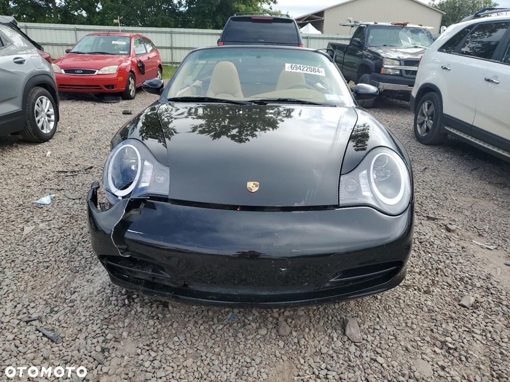 Porsche 911 Carrera - 25