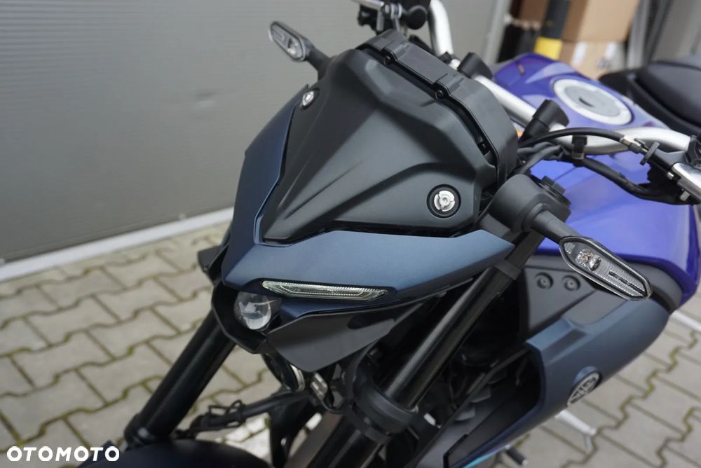 Yamaha MT - 22