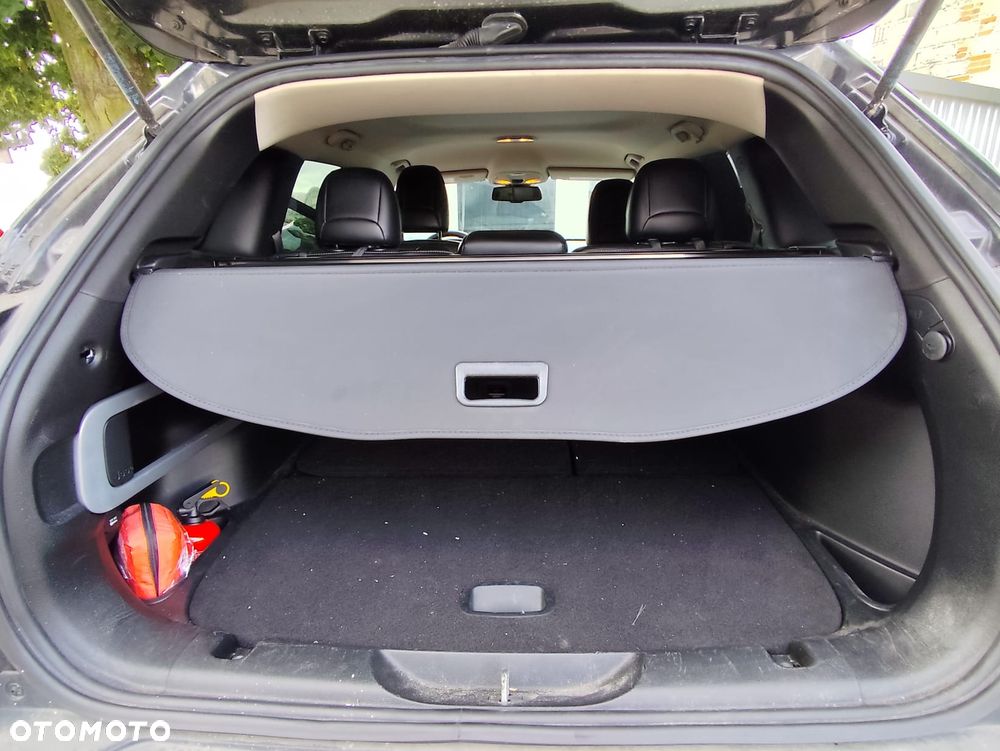 Jeep Cherokee - 14