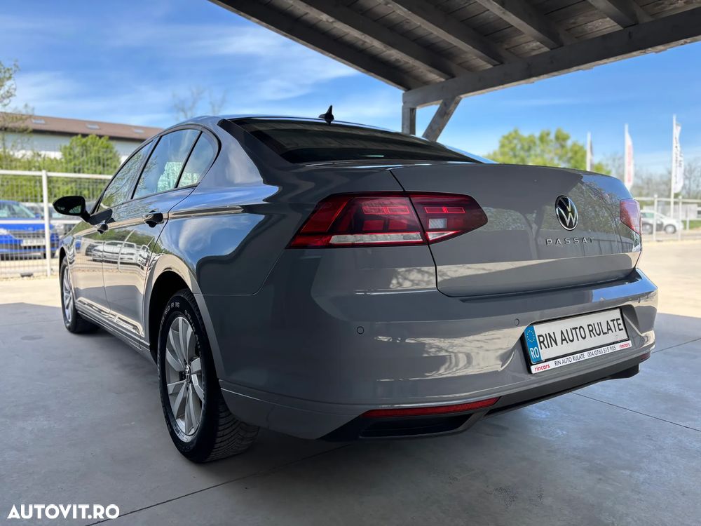 Volkswagen Passat - 6