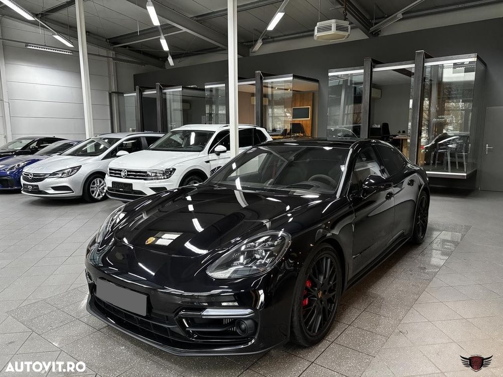 Porsche Panamera GTS - 1