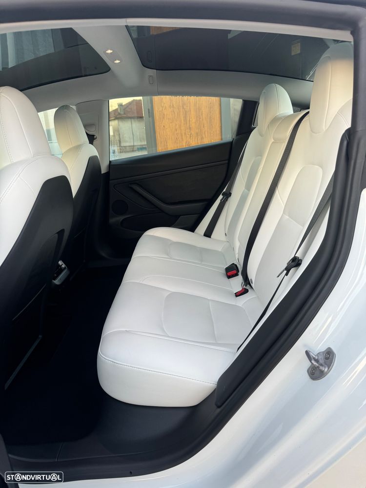 Tesla Model 3 Long Range AWD Dual Motor Performance - 13