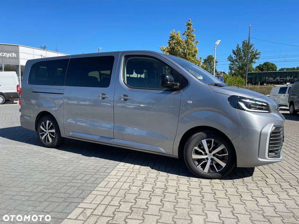 Toyota Proace Verso 2.2 D4-D Long Business - 2