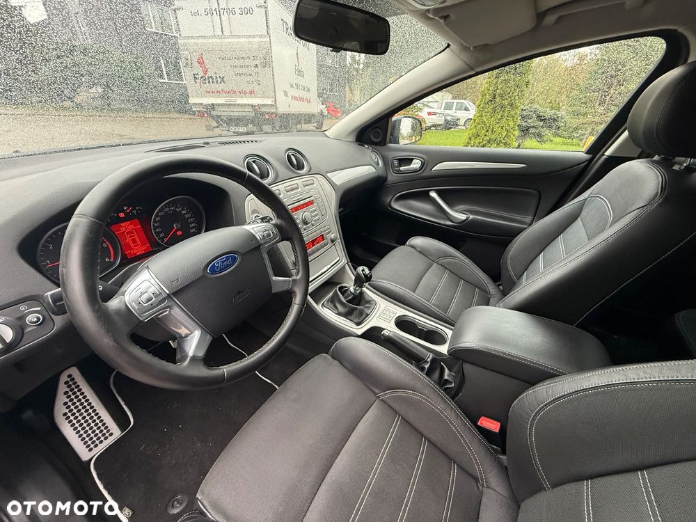 Ford Mondeo 2.0 TDCi Titanium - 13