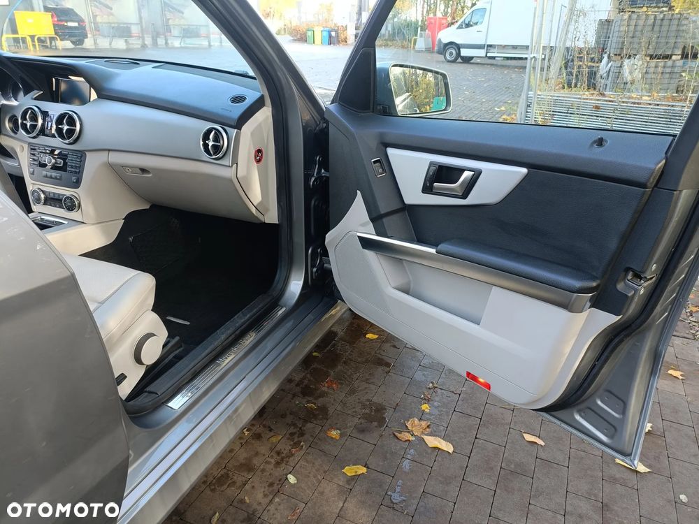 Mercedes-Benz GLK 250 BlueTEC 4Matic 7G-TRONIC - 22