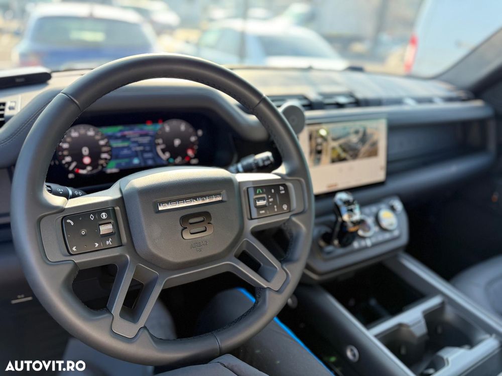 Land Rover Defender 90 3.0 D300 MHEV X - 6