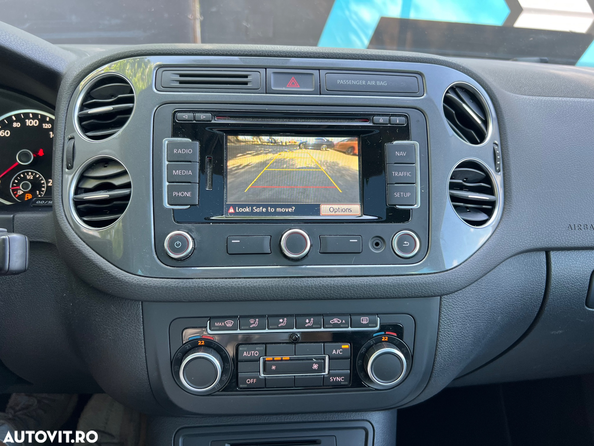 Volkswagen Tiguan 2.0 TDI BMT Sport & Style - 18