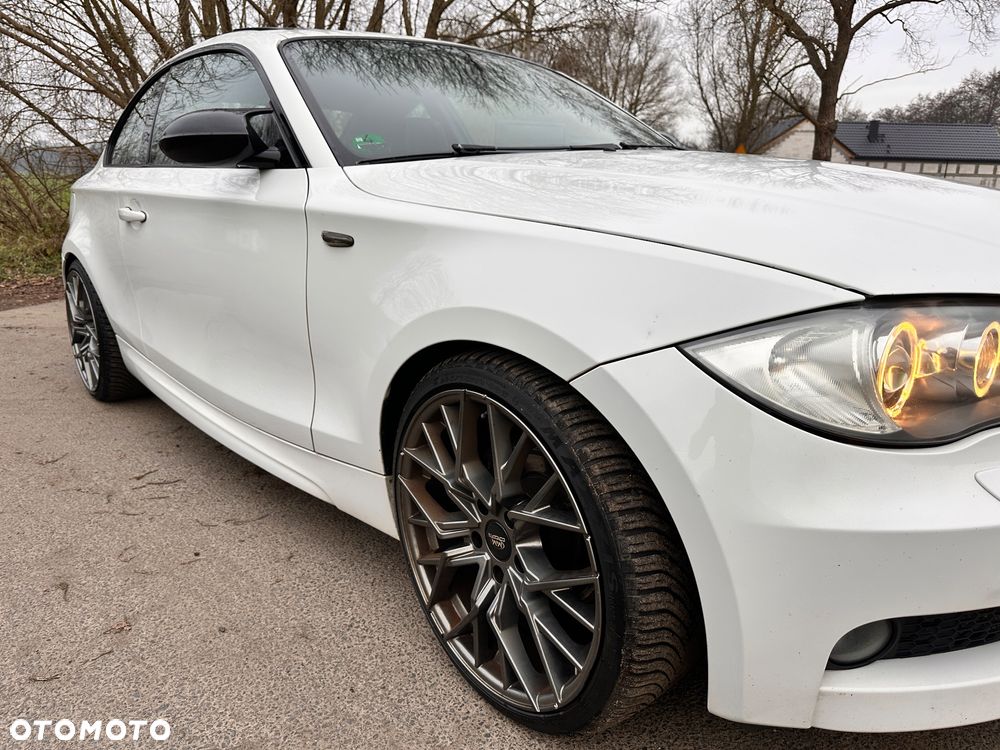 BMW Seria 1 120d DPF - 16