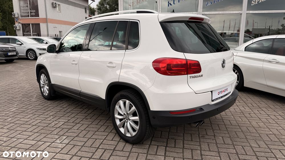 Volkswagen Tiguan 2.0 TDI 4Mot Perfectline R-Style DSG - 11