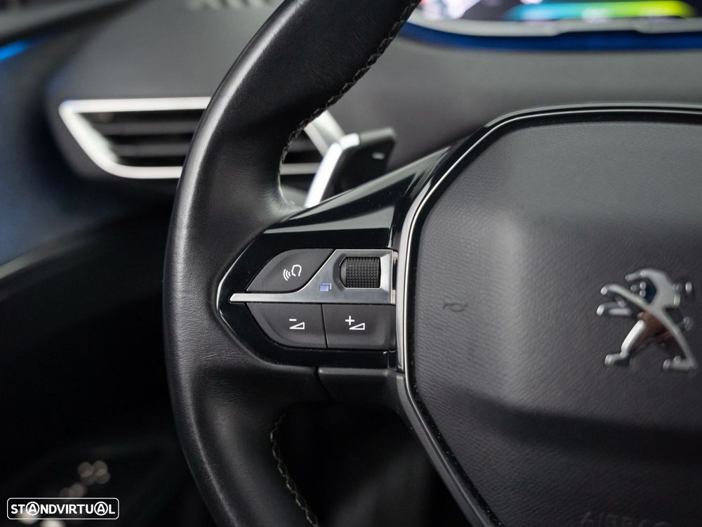 Peugeot 3008 1.6 Hybrid Allure e-EAT8 - 22