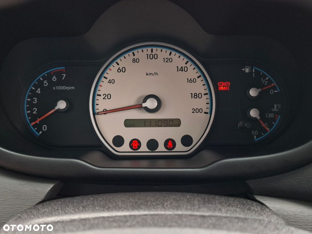 Hyundai i10 - 24